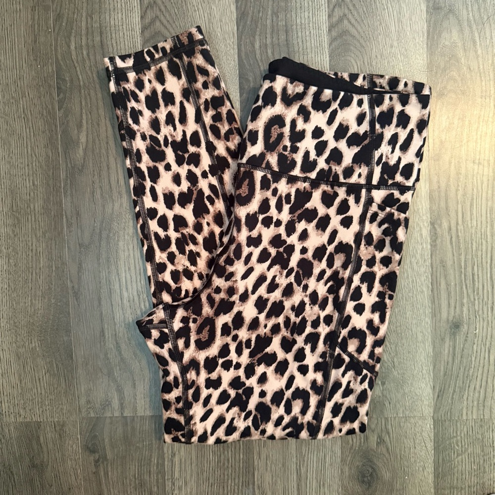 Leopard VS Print Leggings